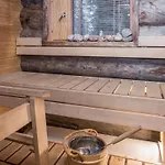 Maeentaehti B By Interhome Ruka