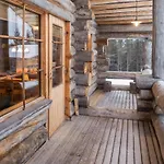 Maeentaehti B By Interhome *